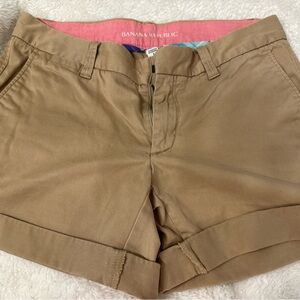Banana Republic Women's Khaki Shorts